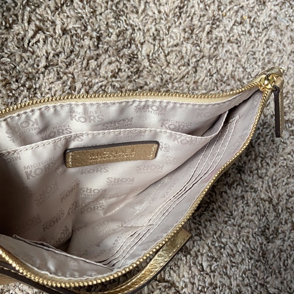 Gold wristlet wallet - Picture 2 of 2